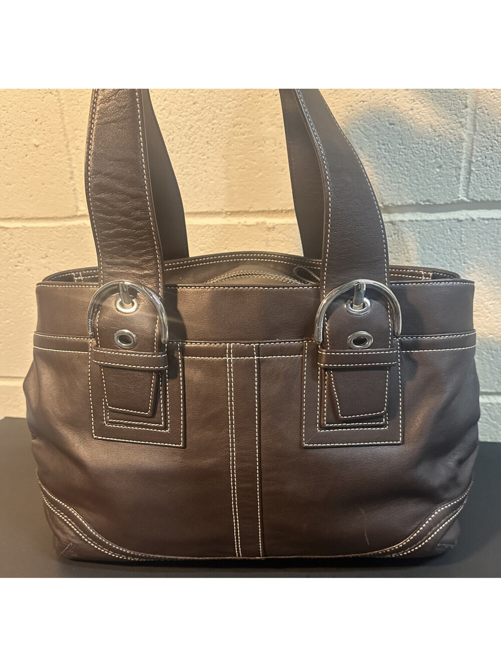 COACH F10912 (Made 2007) Soho Brown Leather Shoulder Bag Double Buckle Zips